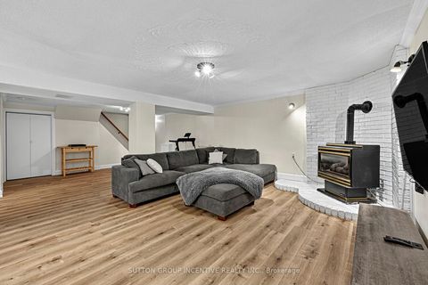 Photo 22 at 163 Grove Street E, Wellington, Barrie