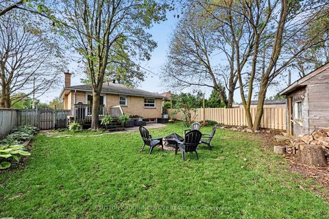 Photo 38 at 163 Grove Street E, Wellington, Barrie