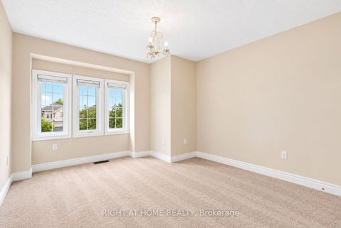 Photo 30 at 35 Auburn Court, Ardagh, Barrie