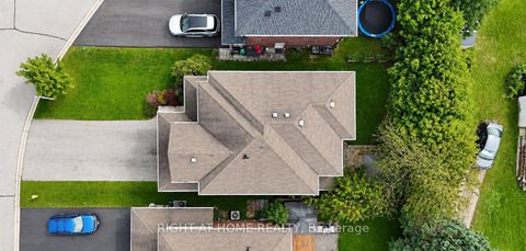 Photo 47 at 35 Auburn Court, Ardagh, Barrie