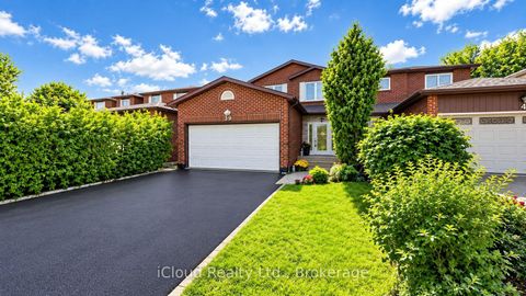 Photo 1 at 39 Coventry Court, Crosby, Richmond Hill