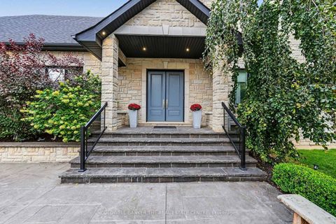 Photo 2 at 43 Wellington Street, Nobleton, King