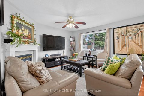 Photo 10 at 3 Player Drive, East Bayfield, Barrie