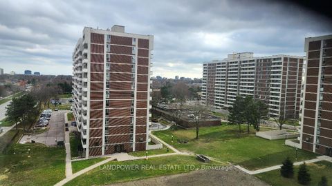 Photo 18 at 704 - 2800 Warden Avenue, L'Amoreaux, Toronto