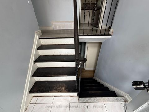 Photo 21 at 4 Wantanopa Crescent, Woburn, Toronto