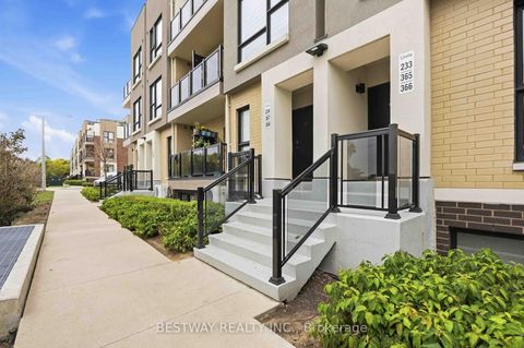 Photo 1 at 367 - 515 Kingbird Grove, Rouge E11, Toronto