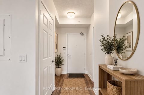 Photo 6 at 920 - 15 James Finlay Way, CFB, Toronto