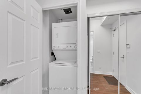 Photo 17 at 920 - 15 James Finlay Way, CFB, Toronto