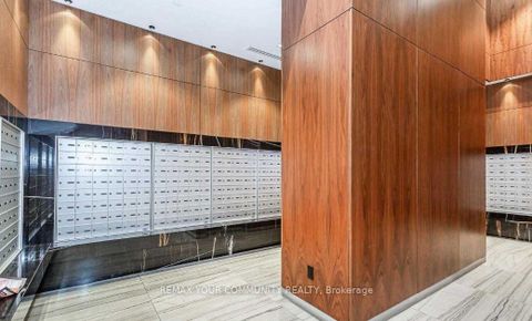 Photo 2 at 4504 - 8 Eglinton Avenue E, Mount Pleasant West, Toronto