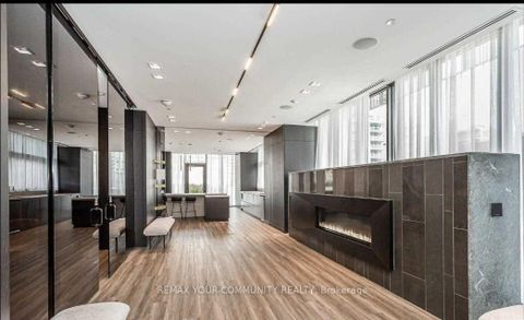 Photo 3 at 4504 - 8 Eglinton Avenue E, Mount Pleasant West, Toronto