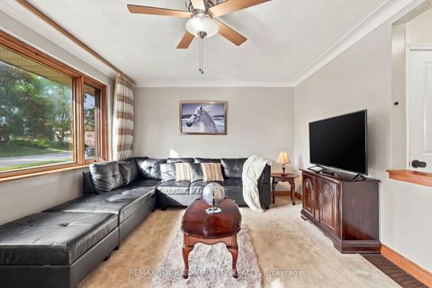 Photo 7 at 59 Redwater Drive, Kipling, Toronto