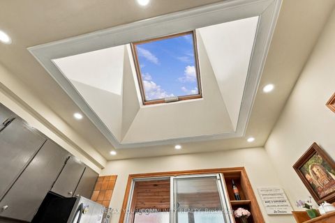 Photo 14 at 59 Redwater Drive, Kipling, Toronto