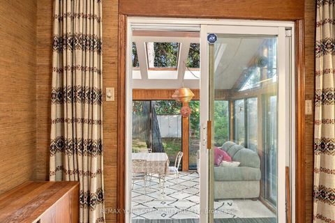 Photo 20 at 59 Redwater Drive, Kipling, Toronto