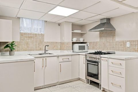 Photo 22 at 59 Redwater Drive, Kipling, Toronto