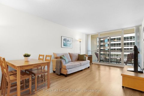 Photo 4 at 1602 - 18 Parkview Avenue, Willowdale East, Toronto