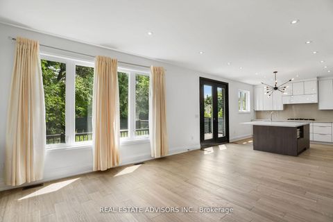 Photo 12 at 69 Fenwood Heights, Cliffcrest, Toronto