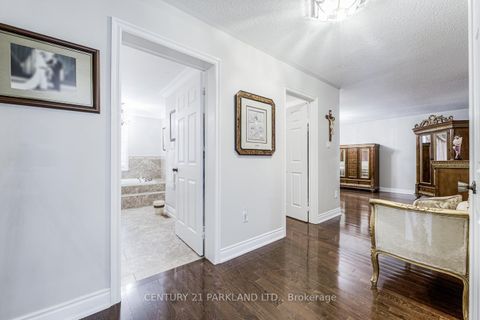Photo 22 at 80 Glenayr Road, Bayview Hill, Richmond Hill