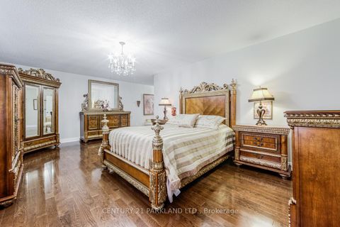 Photo 25 at 80 Glenayr Road, Bayview Hill, Richmond Hill