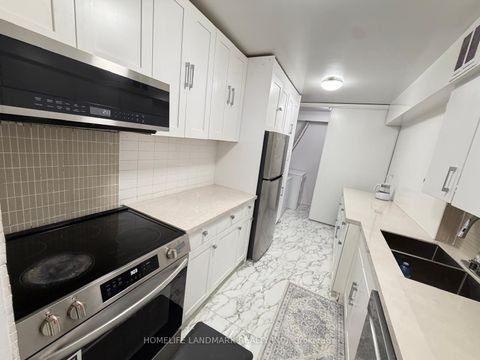 Photo 1 at 716 - 370 Dixon Road, The Westway, Toronto