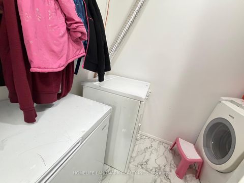 Photo 3 at 716 - 370 Dixon Road, The Westway, Toronto