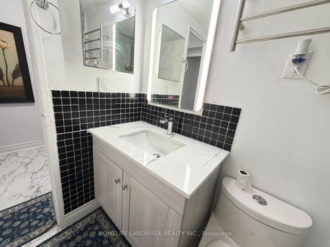Photo 7 at 716 - 370 Dixon Road, The Westway, Toronto