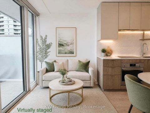 Photo 2 at 706 - 15 Holmes Avenue, Willowdale East, Toronto