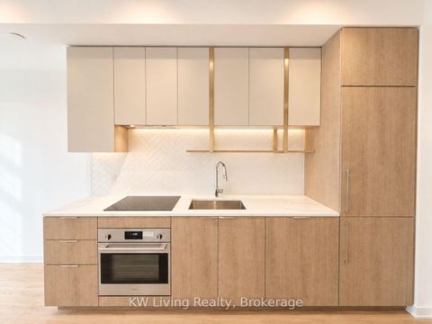 Photo 7 at 706 - 15 Holmes Avenue, Willowdale East, Toronto
