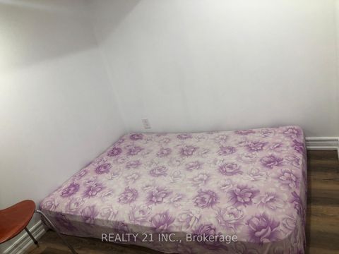 Photo 16 at 16 Horfield Avenue, Cliffcrest, Toronto