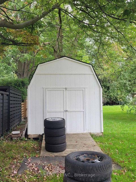 Photo 20 at 16 Horfield Avenue, Cliffcrest, Toronto