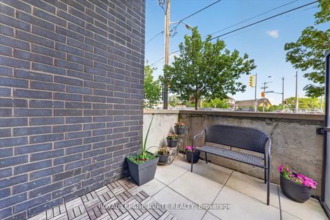 Photo 17 at 109 - 3560 St. Clair Avenue E, Scarborough Village, Toronto