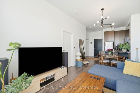 Photo 7 at Ph3608 - 89 Dunfield Avenue, Mount Pleasant West, Toronto