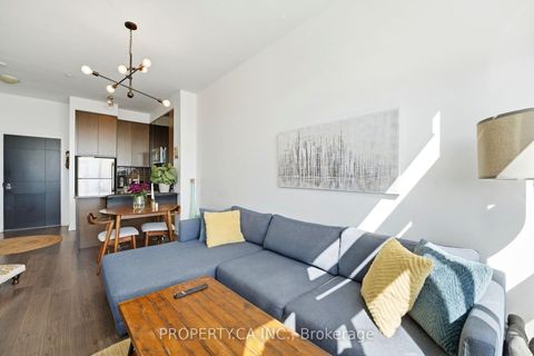 Photo 8 at Ph3608 - 89 Dunfield Avenue, Mount Pleasant West, Toronto