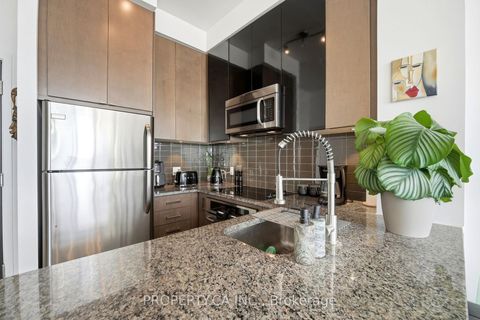 Photo 11 at Ph3608 - 89 Dunfield Avenue, Mount Pleasant West, Toronto