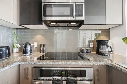Photo 13 at Ph3608 - 89 Dunfield Avenue, Mount Pleasant West, Toronto