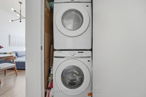 Photo 20 at Ph3608 - 89 Dunfield Avenue, Mount Pleasant West, Toronto