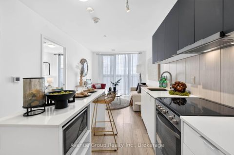 Photo 15 at 616 - 8 Tippett Road, Clanton Park, Toronto
