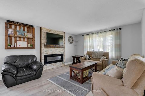 Photo 6 at 37 Hickling Trail, Grove East, Barrie