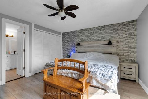 Photo 20 at 37 Hickling Trail, Grove East, Barrie