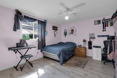 Photo 22 at 37 Hickling Trail, Grove East, Barrie