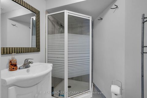 Photo 32 at 37 Hickling Trail, Grove East, Barrie