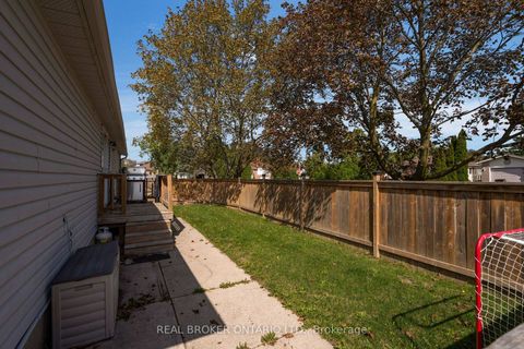 Photo 34 at 37 Hickling Trail, Grove East, Barrie