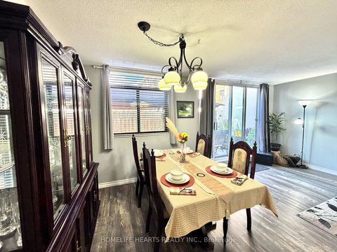 Photo 5 at 149 - 2645 Jane Street, Jane Heights, Toronto