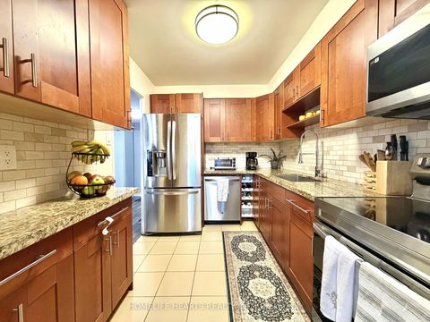 Photo 8 at 149 - 2645 Jane Street, Jane Heights, Toronto