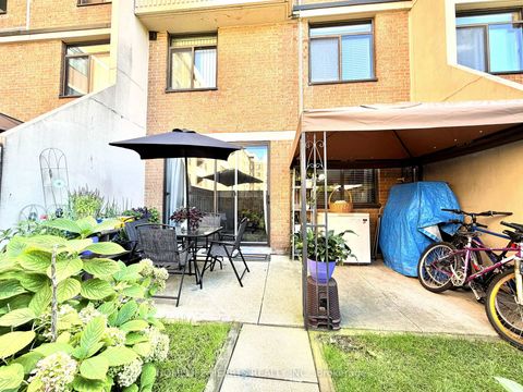 Photo 23 at 149 - 2645 Jane Street, Jane Heights, Toronto