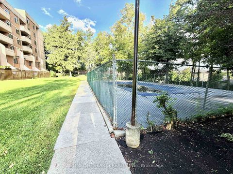 Photo 29 at 149 - 2645 Jane Street, Jane Heights, Toronto