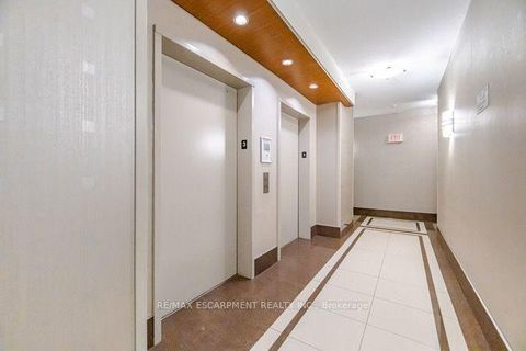 Photo 8 at 330 - 58 MARINE PARADE Drive, Mimico, Toronto
