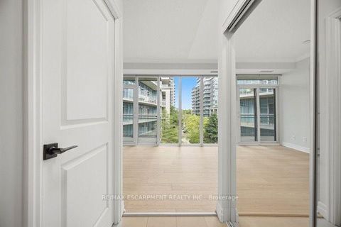 Photo 11 at 330 - 58 MARINE PARADE Drive, Mimico, Toronto