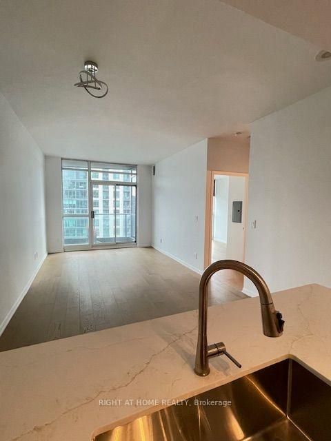Photo 4 at 2506 - 219 Fort York Boulevard, Niagara, Toronto