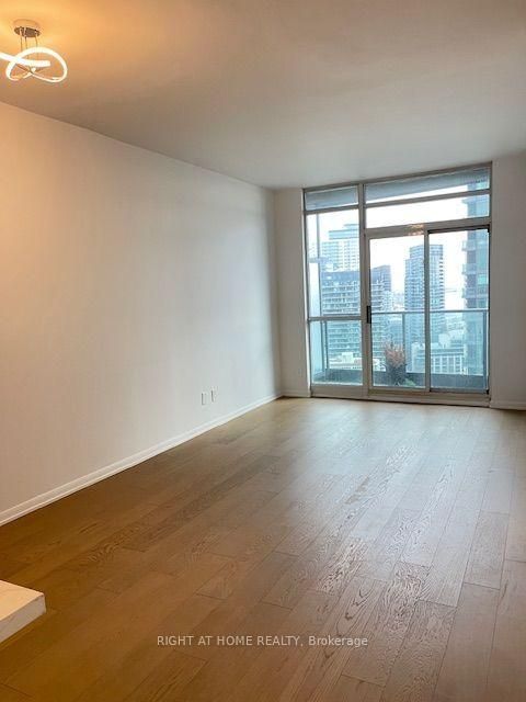 Photo 5 at 2506 - 219 Fort York Boulevard, Niagara, Toronto
