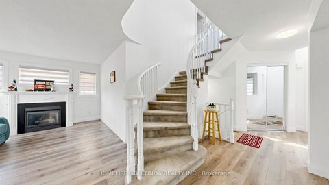 Photo 18 at 1304 Vincent Crescent, Alcona, Innisfil